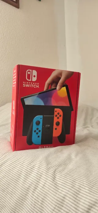 Nintendo Switch OLED 7