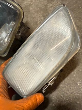 Antinieblas Saxo VTS