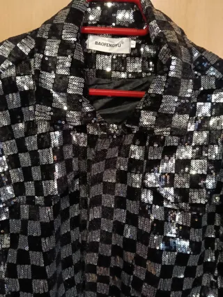 Chaqueta de mujer de lentejuelas