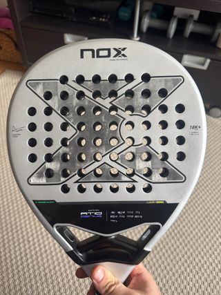 Pala de pádel NOX Agustín Tapia