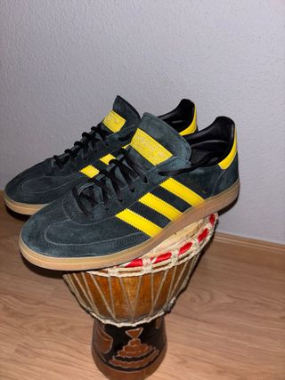 Adidas Spezial Talla 9 us, Precio Negociable.