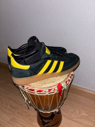 Adidas Spezial Talla 9 us, Precio Negociable.