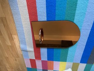 Espejo bronce con estante nuevo