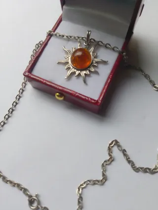 Collar Plata y Ámbar Sol Antiguo .