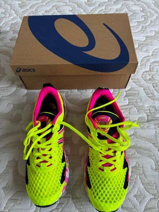 Asics Gel-Noosa Tri 12 Mujer Talla 40.5