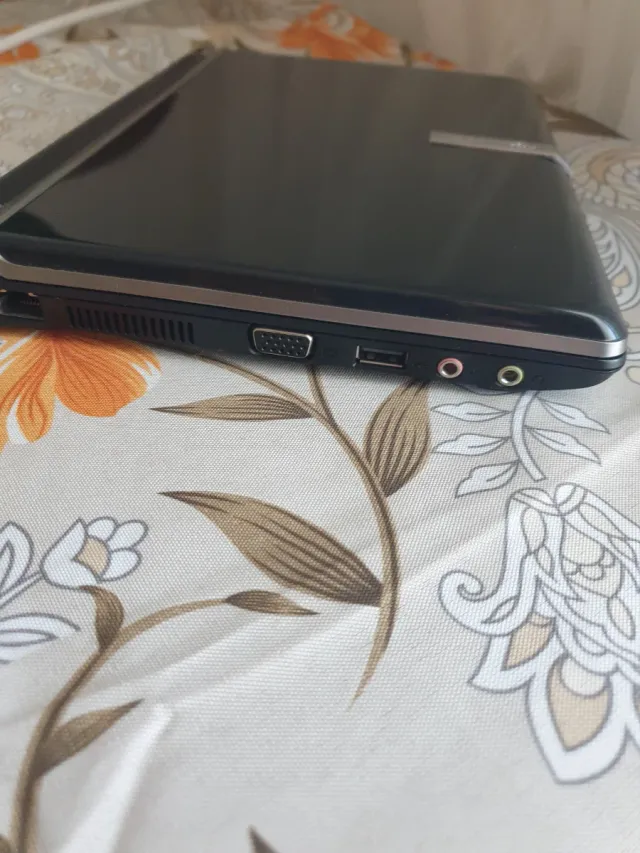 Portatile Packard Bell Nero