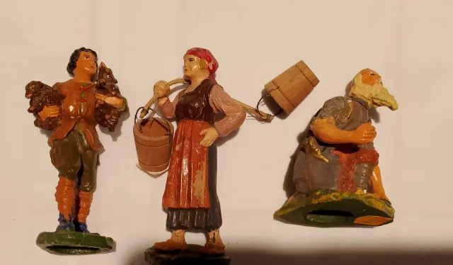 3 statuine presepe CC Milano