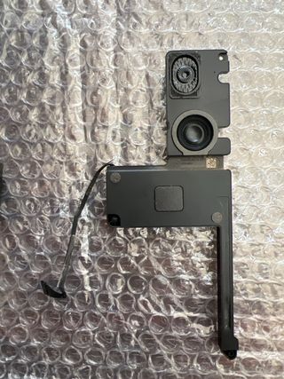 Altavoces MacBook Pro Apple altavoz interno A1398