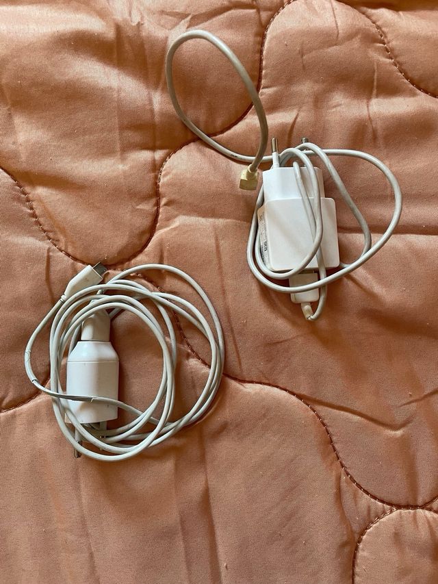 Cargadores y cables USB