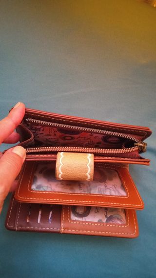 Cartera de mujer con estampado floral