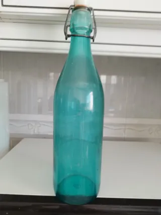 Botella Bormioli Rocco Turquesa 1920