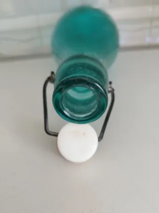 Botella Bormioli Rocco Turquesa 1920