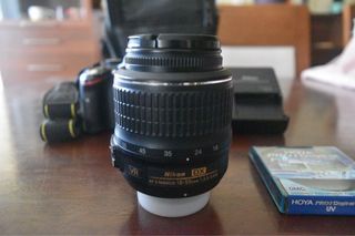 Nikon D5100 + 18-55m + Accesorios