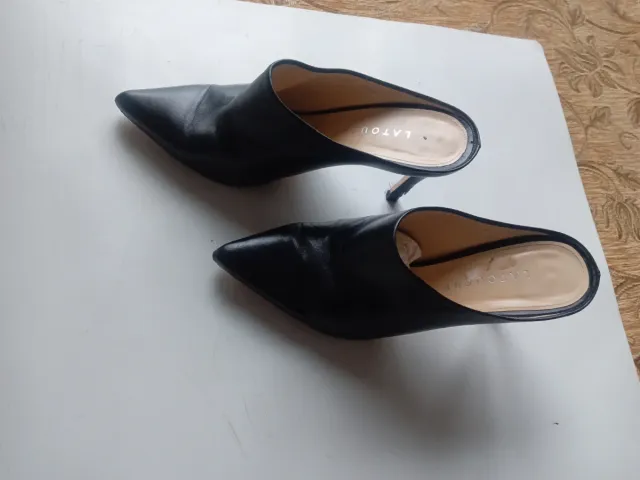 Zapatos de mujer varios estilos