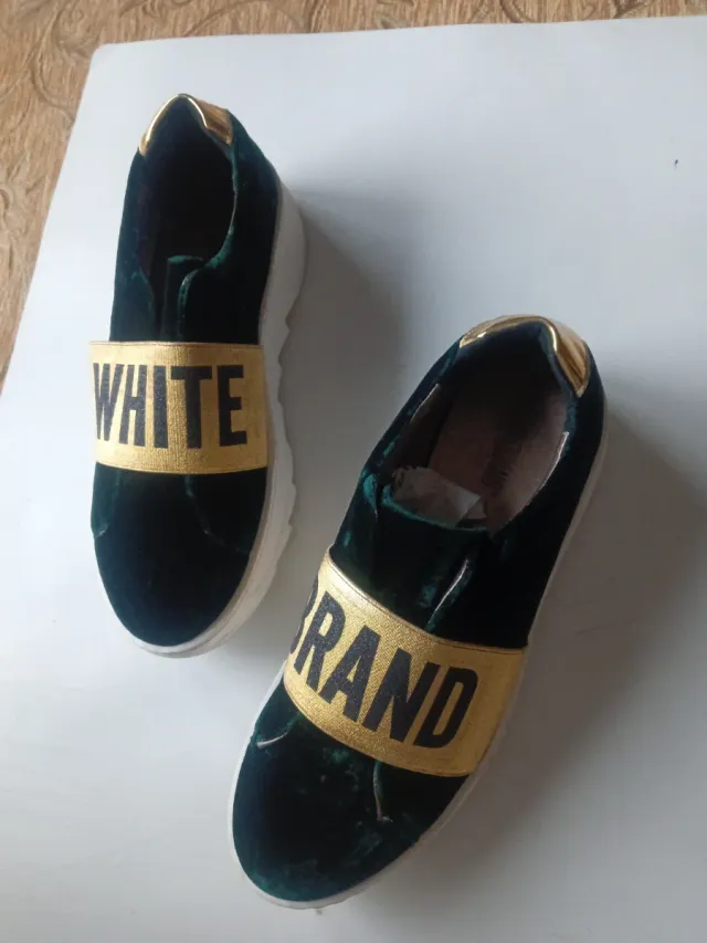 Zapatos de mujer varios estilos