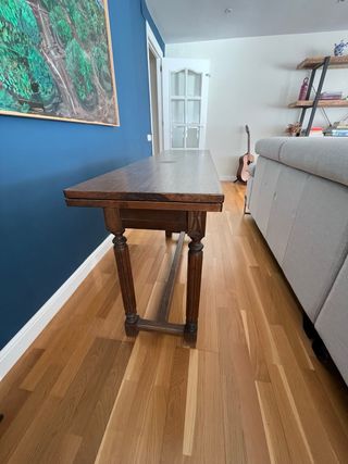 Mesa de madera rústica