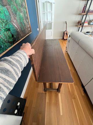 Mesa de madera rústica