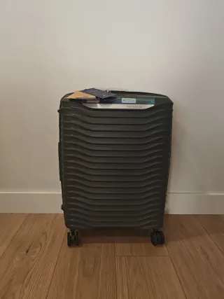 180€ en Amazon - Samsonite Upscape 55 Maleta Verde