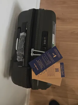 180€ en Amazon - Samsonite Upscape 55 Maleta Verde