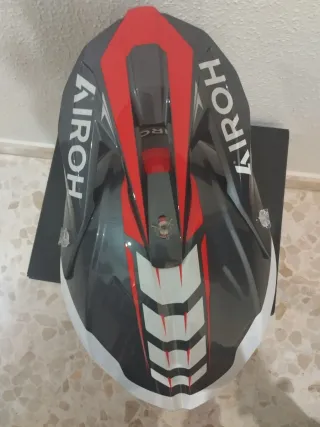 Casco Airoh Wraap 2026