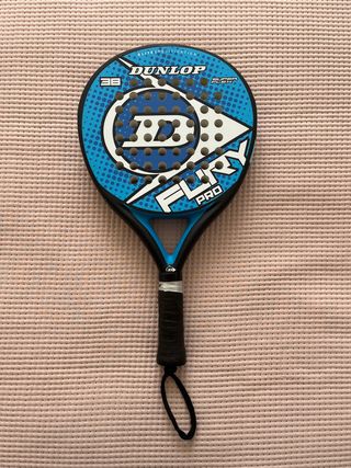 Pala Padel Dunlop + regalo Pala Padel Babolat