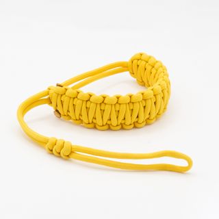 Correa cámara Kordia – Paracord artesanal, segura