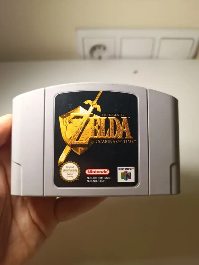 Pack N64: Zelda Ocarina + 007 *Ottimo stato*