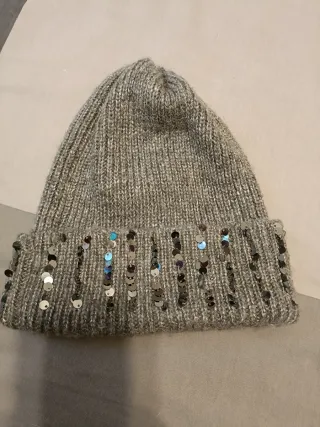 Berretto morbido con paillettes