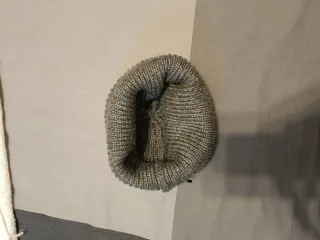 Berretto morbido con paillettes