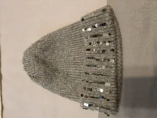 Berretto morbido con paillettes