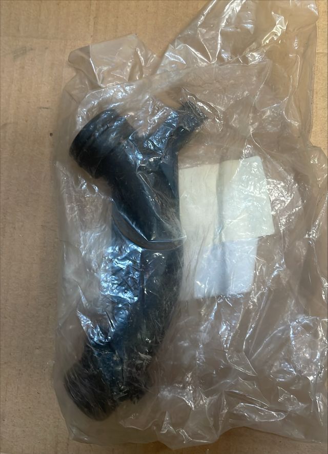 PEP103580 Manguito Tuberia Refrigerante LAND ROVER