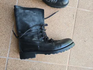Botines de Piel Negros