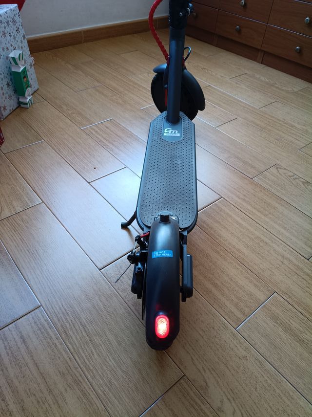 Patinete Eléctrico Negro