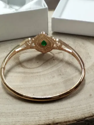 Pulsera Acero Dorado Circonitas  Caja incluida