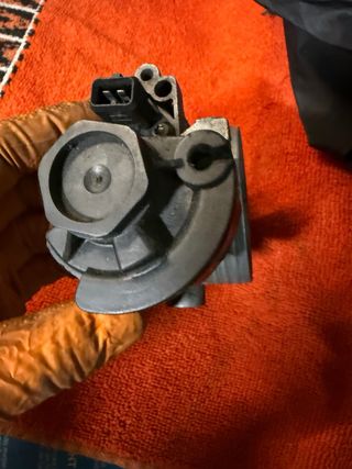 Mariposa Citroen Saxo 16v 106 GTI