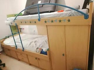 Cama tren con armario y cajones