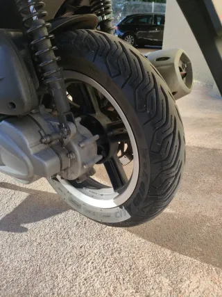 Kimco Agility City 125cc Scooter