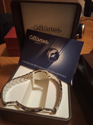 Altanus donna anni 90