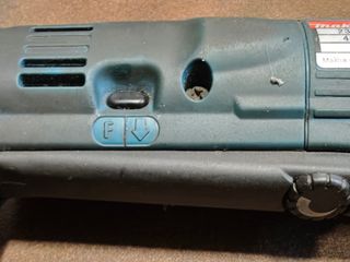 Taladro Angular Makita DA3011F 10mm