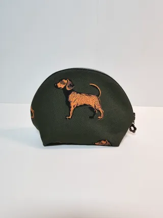 Neceser color verde estampado. Hecho a mano.