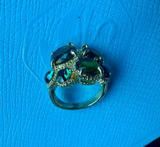 Anillo Swarovski Cristales Verdes y Dorados