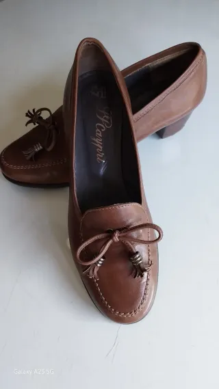 Zapatos de piel marrón Capri