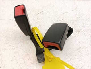 ENGANCHE CINTURON TRASERO CENTRAL MINI CLUBMAN (R