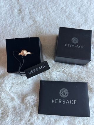 Anillo Versace Talla 17 Nuevo