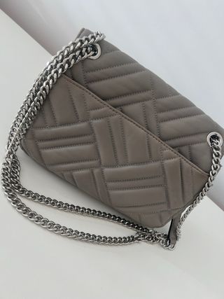 Bolso Michael Kors Piel Acolchado Gris