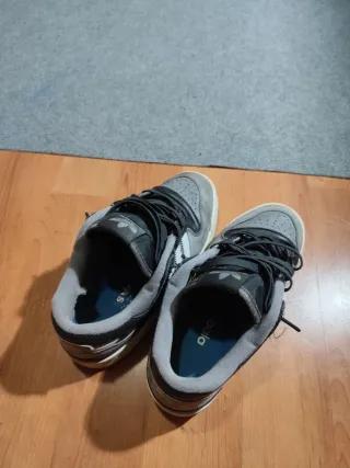 Zapatillas Adidas Forum Negras y Grises