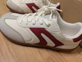 Zapatillas Barefoot Hobibear blancas y granates