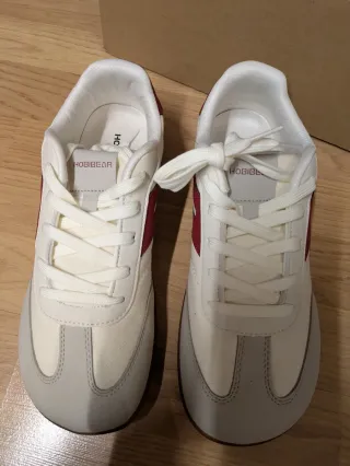 Zapatillas Barefoot Hobibear blancas y granates