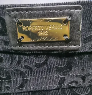 Pantalones Roberto Verino negros con estampado