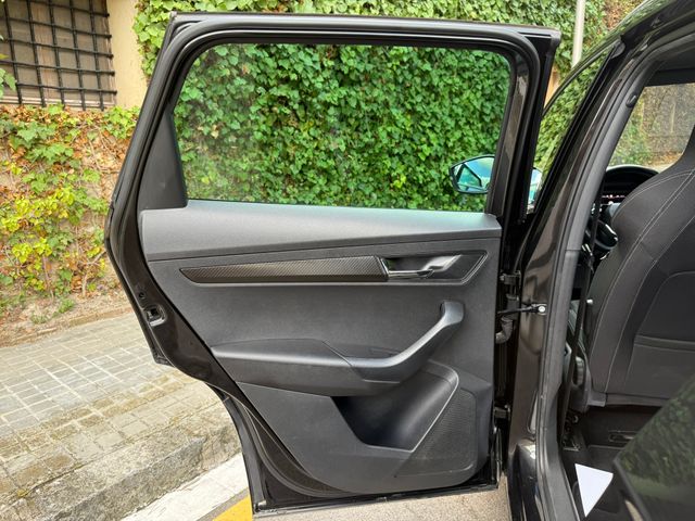 Skoda Karoq DSG Sportline Black Pack